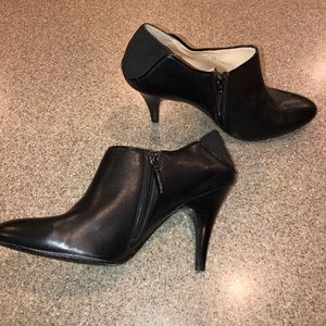 Calvin Klein Women’s Jenny Booties